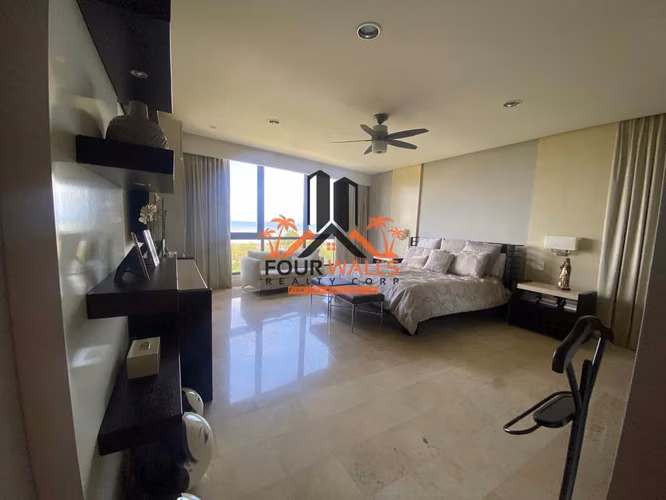 Venta de Apartamento en PH Bay Tower - Costa del Este