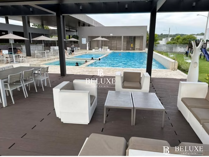 VENTA  DE CASA DUPLEX EN PASEO DEL NORTE BRISAS DEL GOLF PH VICTORIA (6) - Imagen 10