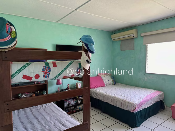 Se Vende Casa con Piscina en Coronado - Imagen 16