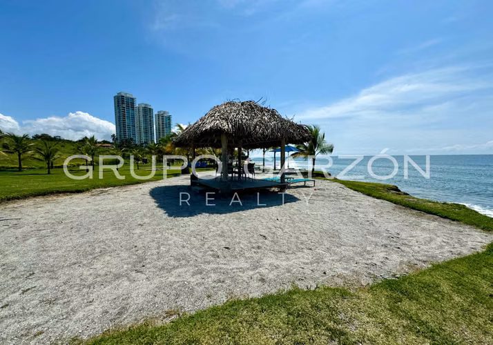 Venta apartamento de playa en Perla Mar (Casamar)