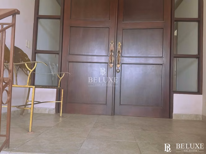 VENTA CASA RESIDENCIAL EN LOMA ALEGRE (10)