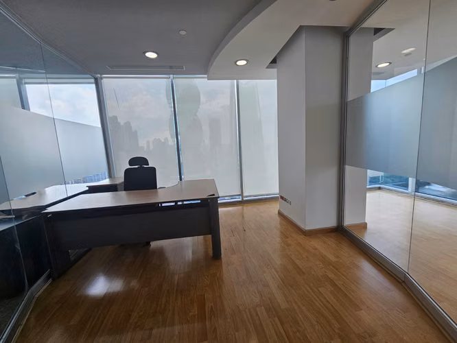 Alquiler de Oficina en Calle 50, Torre Global, 381m2