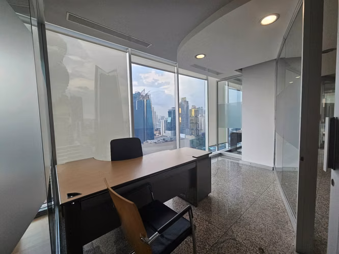 Alquiler de Oficina en Calle 50, Torre Global, 381m2