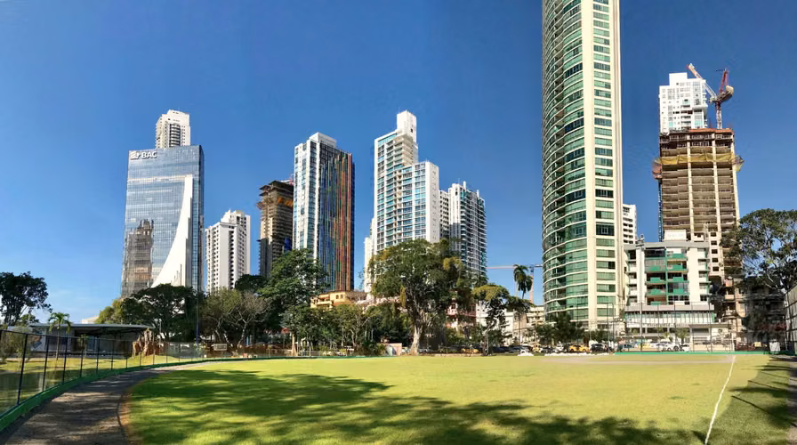 Venta de Oficina en Ave. Balboa, Torre Bac, 616m2
