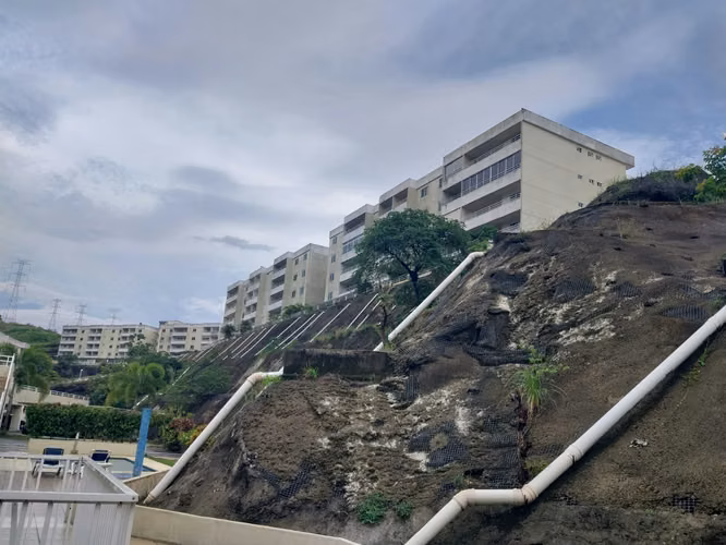 REBAJADO ALTAMIRA GARDEN CON MUEBLES 112M2 - Imagen 18