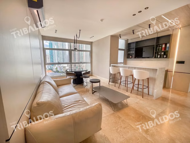 Venta de Apartamento REMODELADO en P.H Q Tower, Punta Pacifica