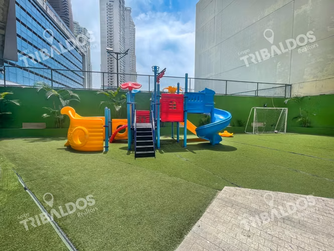 Venta de Apartamento REMODELADO en P.H Q Tower, Punta Pacifica