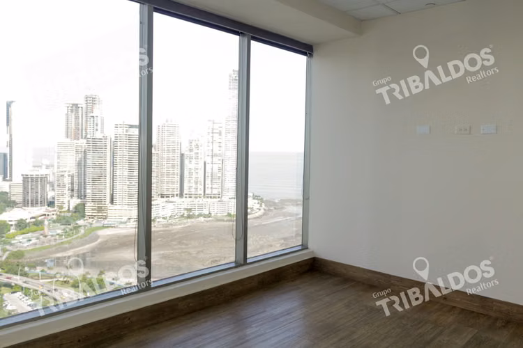 ALQUILER OFICINA SIN DIVISIONES EN TORRE BICSA, AVENIDA BALBOA - Imagen 2