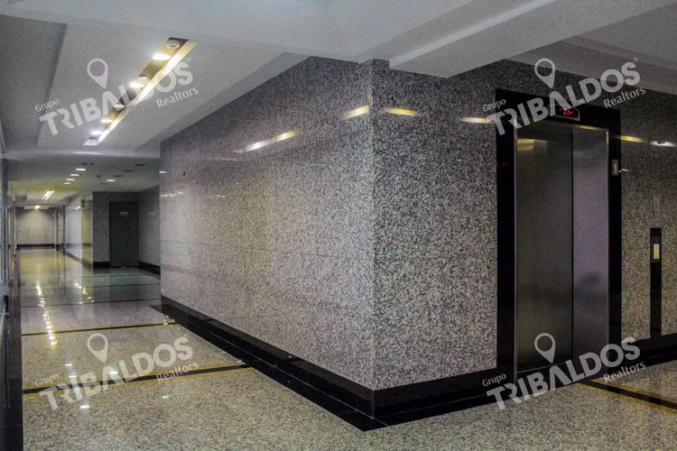 ALQUILER OFICINA AMOBLADA EN TORRE BICSA, AVENIDA BALBOA - Imagen 11