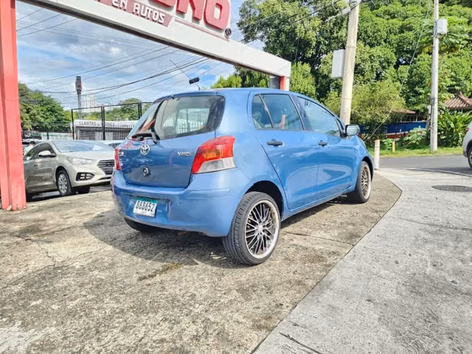 Toyota Yaris 2009