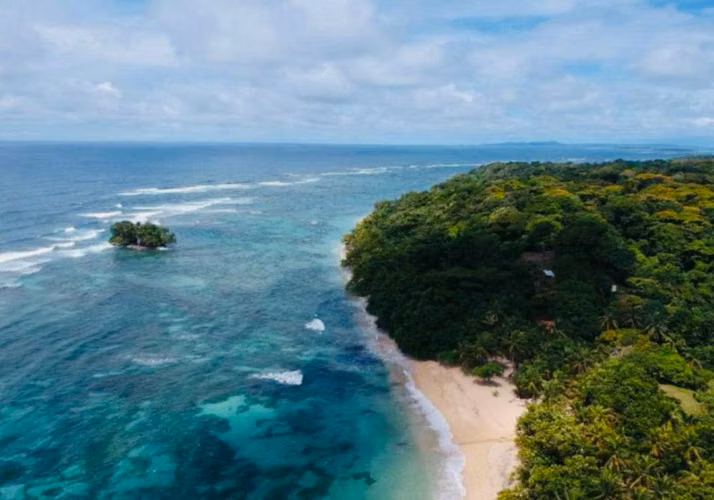 Venta de terreno en Isla Bastimentos