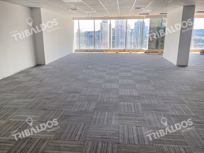 ALQUILER DE OFICINA EN EVOLUTION TOWER