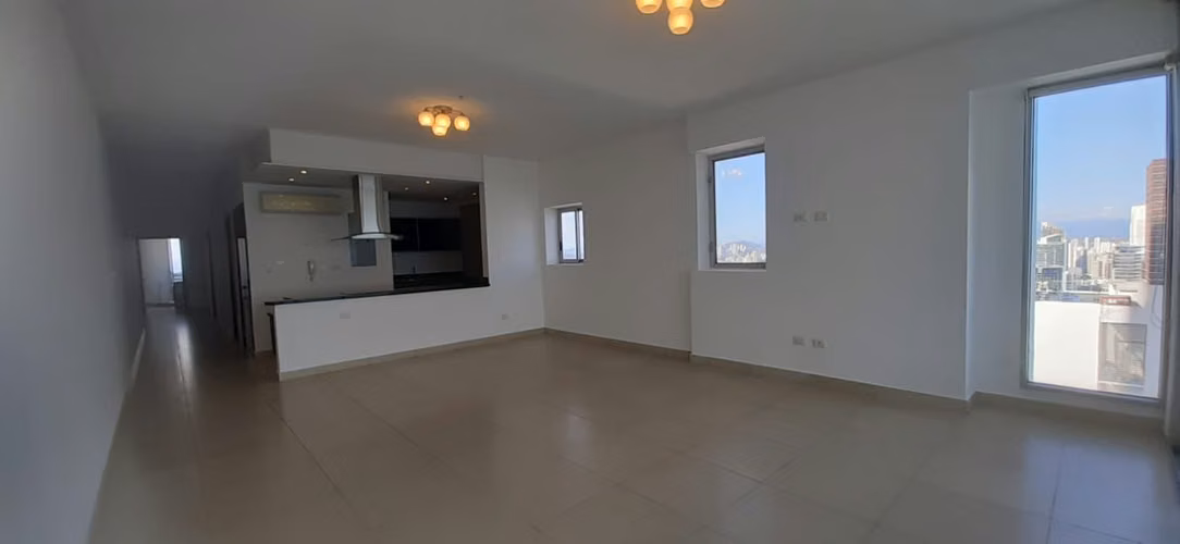 Venta de Apartamento en Avenida Balboa, PH Rivage, 140m2