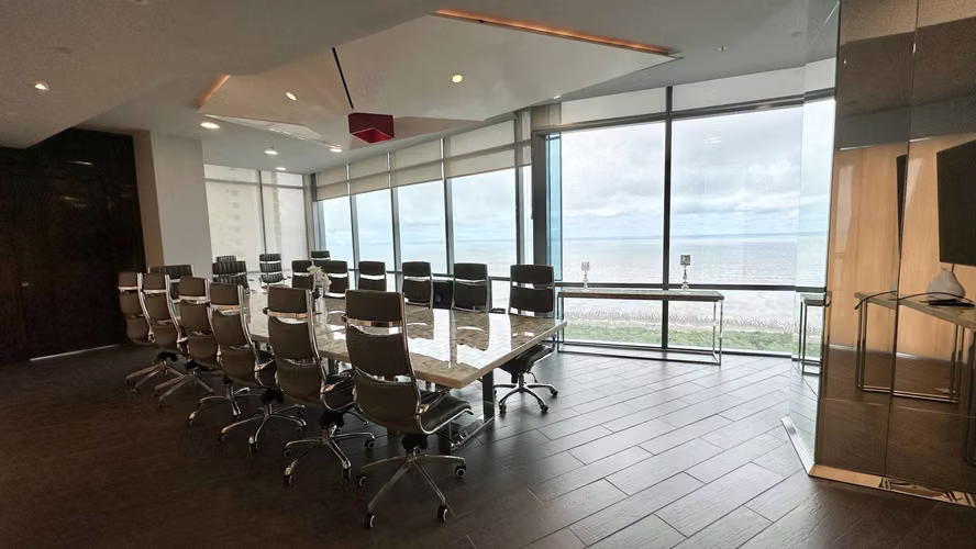 Venta de oficina en Costa del Este - Prime Time Tower