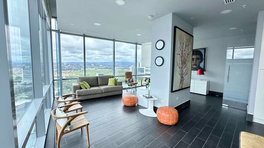 Venta de oficina en Costa del Este - Prime Time Tower