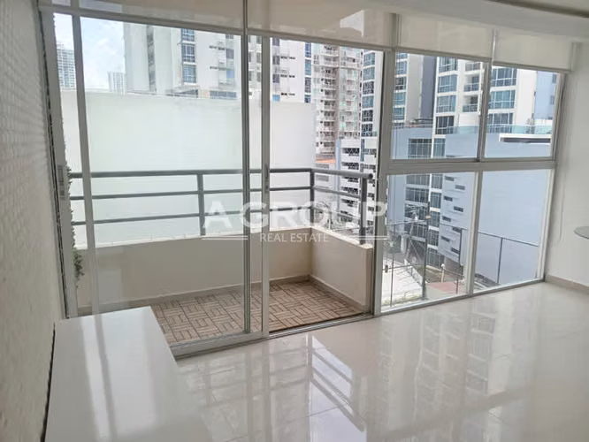 Sky Park - Carrasquilla - Se vende acogedor apartamento