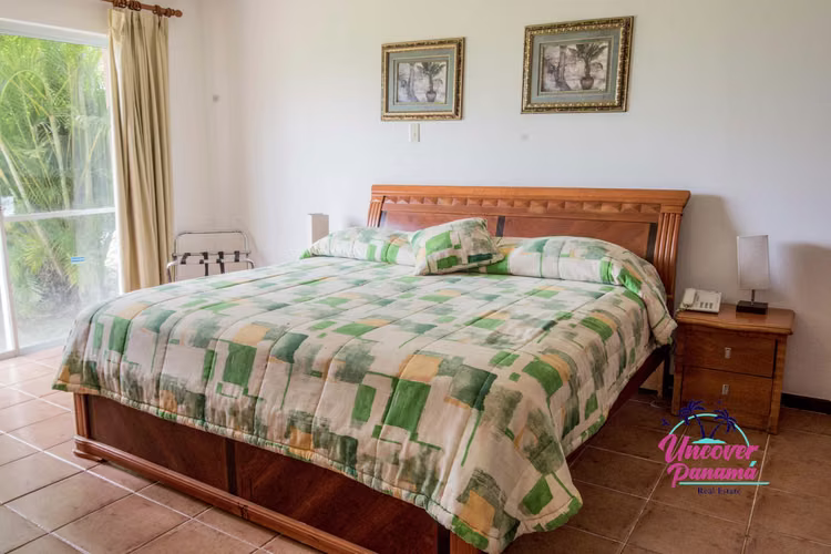 Casa adosada de 3 habitaciones en puerta 2