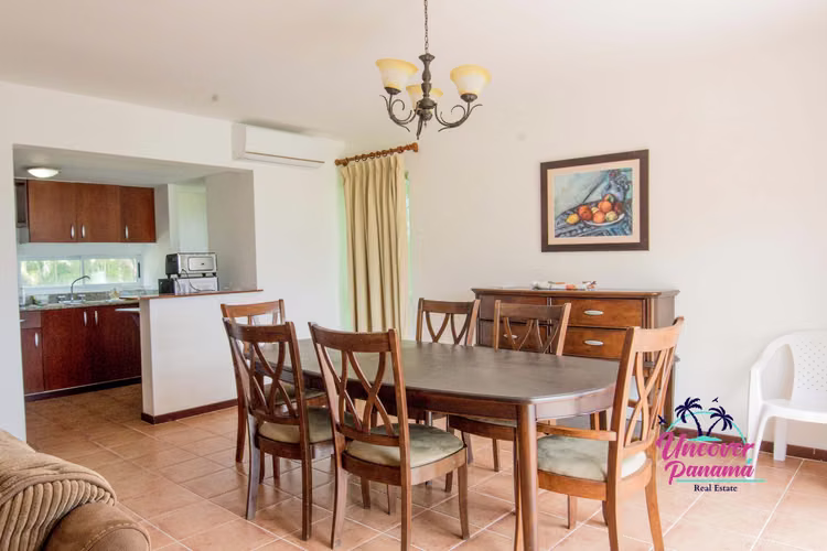 Casa adosada de 3 habitaciones en puerta 2