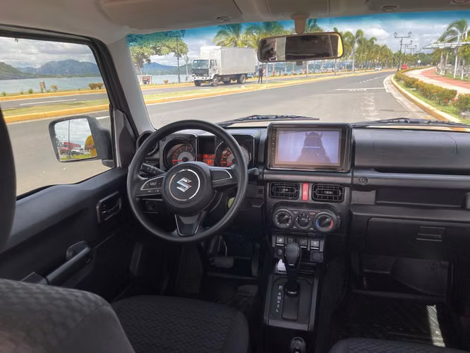 Suzuki Jimny 2023