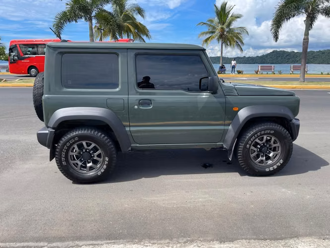 Suzuki Jimny 2023