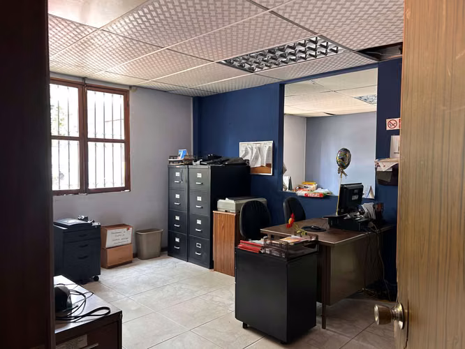 Venta de Local Comercial en Bella Vista, 1049m2