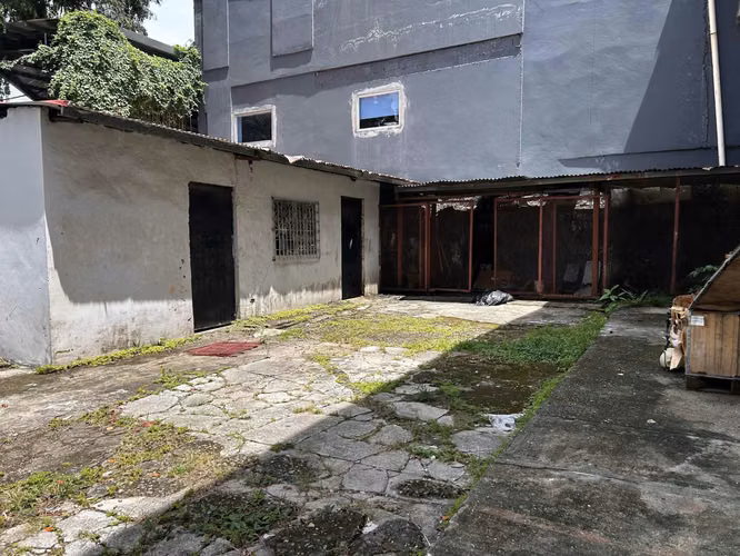 Venta de Local Comercial en Bella Vista, 1049m2
