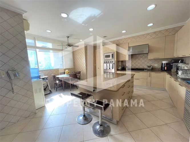 Pacific Point, Se Vende Apartamento en Punta Pacífica.