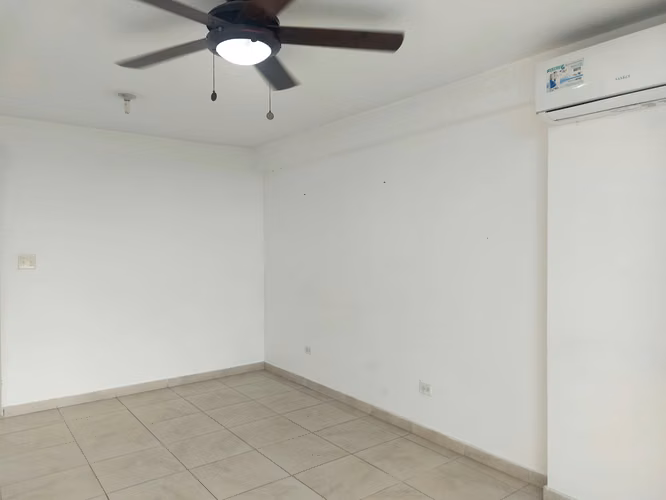 Venta de Apartamento en Llano Bonito - Imagen 2