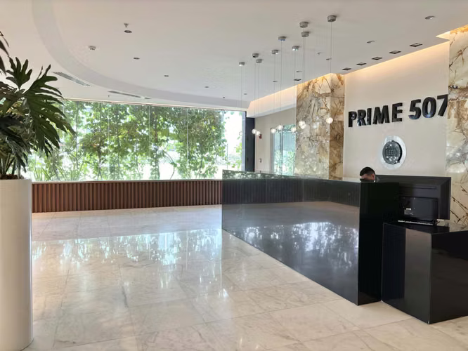PRIME 507 - Oficina con Acabados para Venta