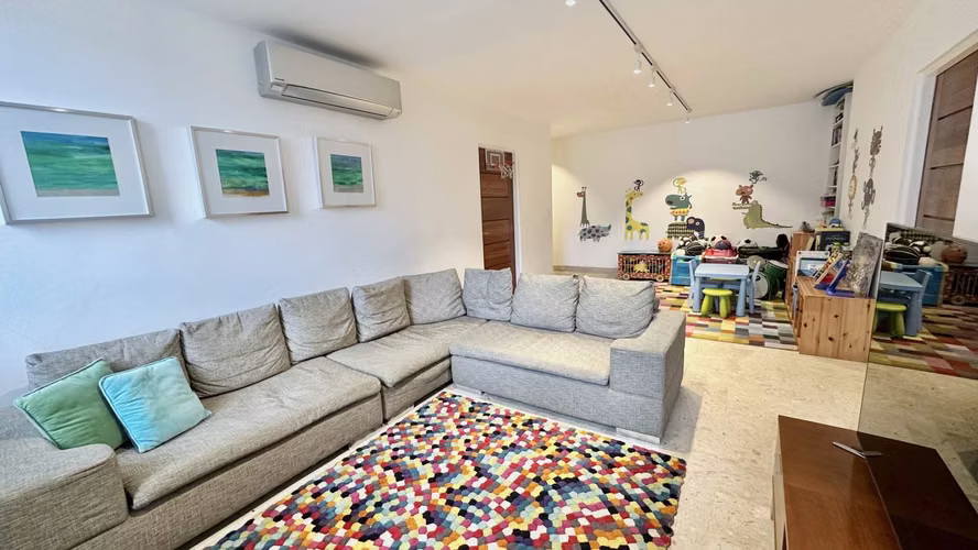 Venta de Apartamento en Ave. Balboa - Los Delfines