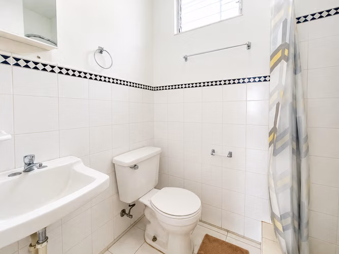 Apartamento en venta en Miraflores, Bethania.
