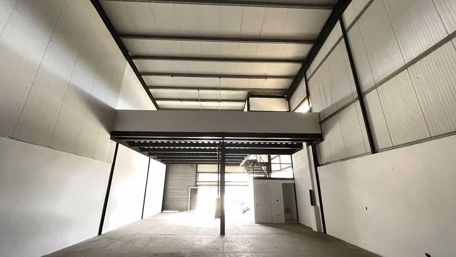 Alquiler de Ofi-Bodega en Juan Diaz, 423m2