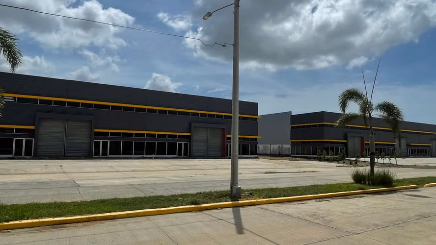 Venta de Ofi-Bodega en Juan Diaz, 423m2