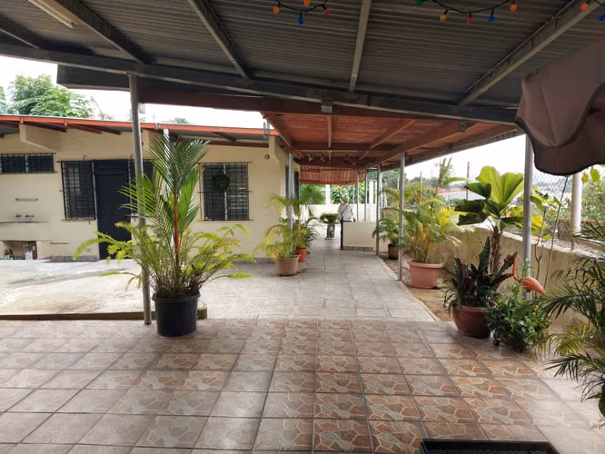 DOS CASAS EN UN SOLO TERRENO!! | MIRAFLORES, BETANIA