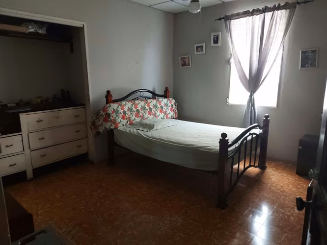 DOS CASAS EN UN SOLO TERRENO!! | MIRAFLORES, BETANIA