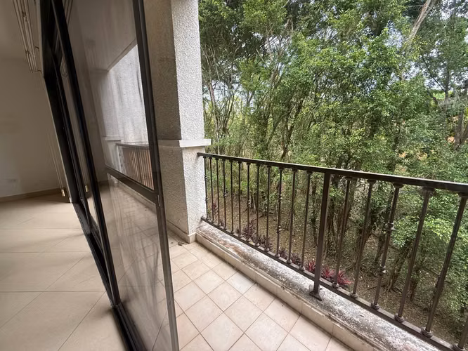 Banco Vende Apartamento en Embassy Club Clayton - Imagen 4