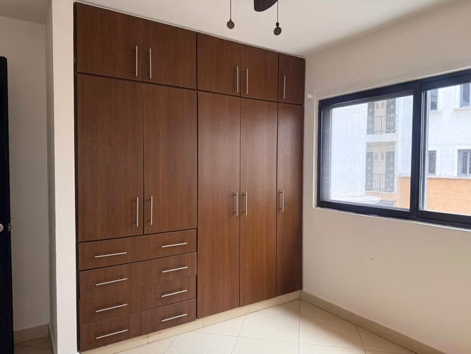 Banco Vende Apartamento en Embassy Club Clayton - Imagen 8
