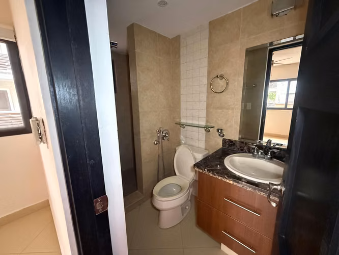 Banco Vende Apartamento en Embassy Club Clayton - Imagen 10
