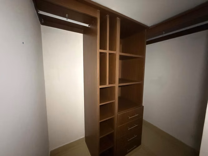 Banco Vende Apartamento en Embassy Club Clayton - Imagen 12