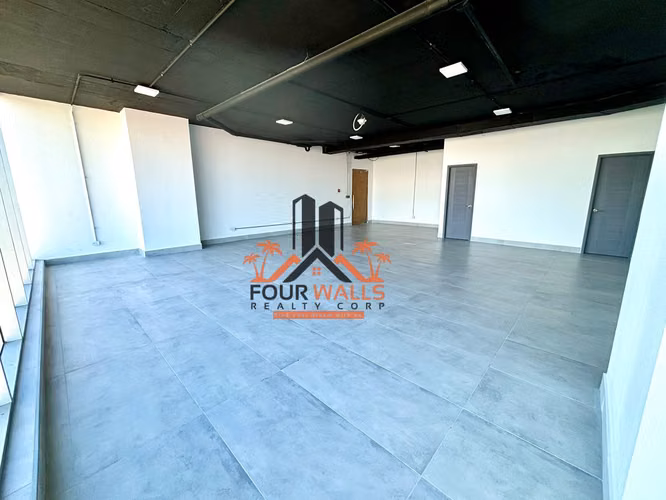 En venta local comercial en Ph Balboa Office Center – Avenida Balboa
