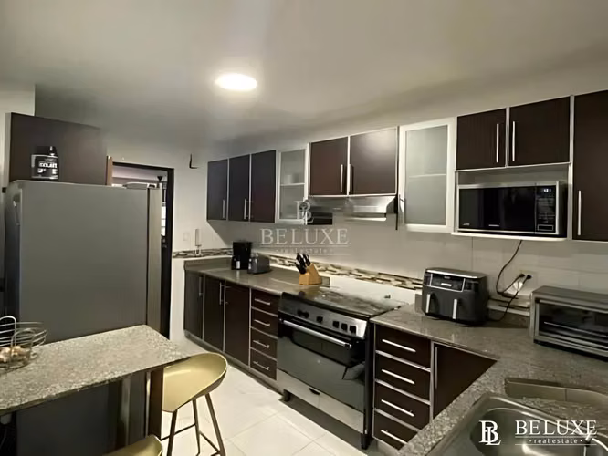 VENDO APARTAMENTO REMODELADO EN OBARRIO, PH BRISAS OBARRIO (5)