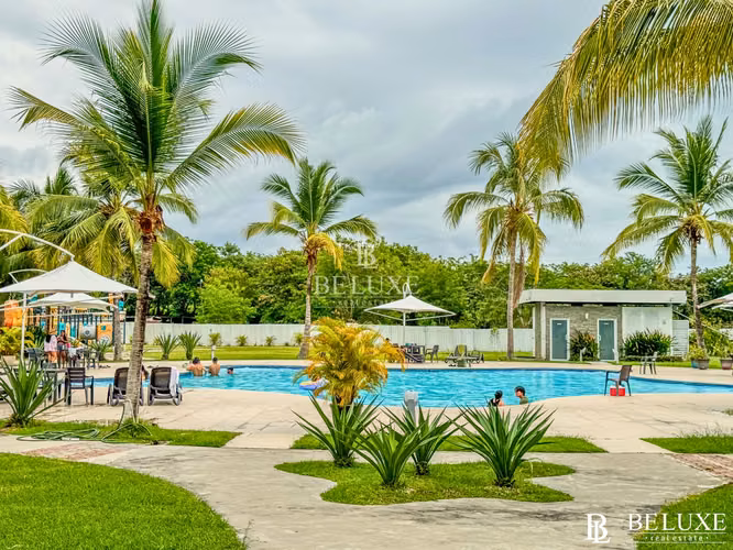VENTA DE APARTAMENTO DE PLAYA EN PH CORAL PARK, PLAYA BLANCA (2)