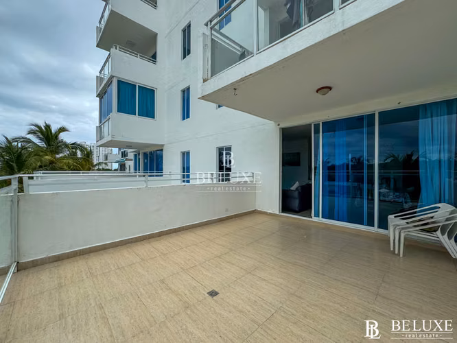 VENTA DE APARTAMENTO DE PLAYA EN PH CORAL PARK, PLAYA BLANCA (2)