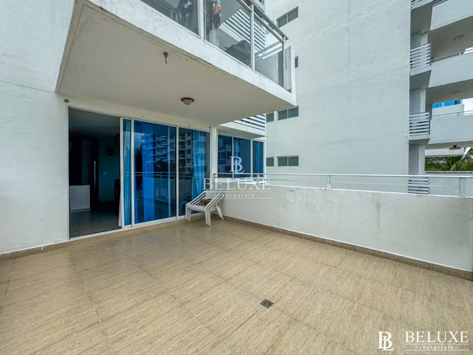 VENTA DE APARTAMENTO DE PLAYA EN PH CORAL PARK, PLAYA BLANCA (2)