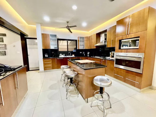 Venta de casa en Costa del Este - Antigua