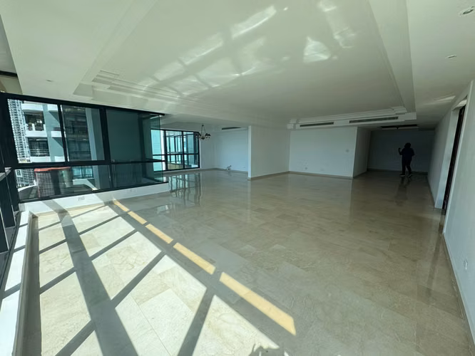Apartamento en venta en PH Miramar Avenida Balboa