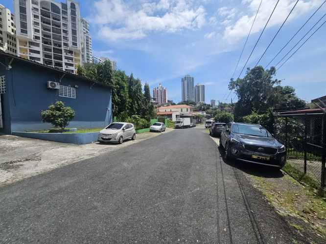 Banco vende Bodega en Hato Pintado