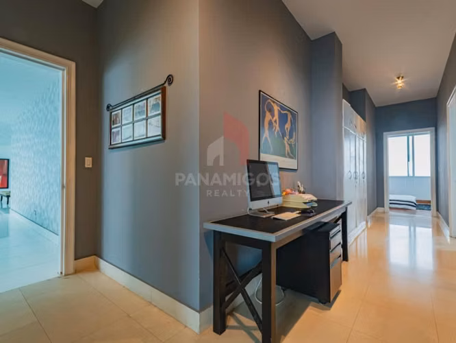 Venta Lujoso apartamento piso completo de 4 habitaciones en Costa del Este