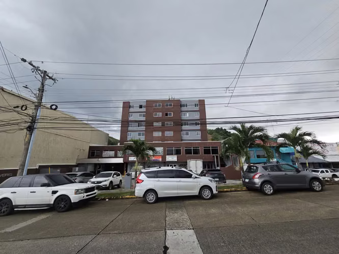 Banco vende local en Madison Towers, Limajo - Imagen 5