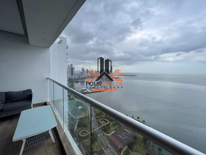 Venta de Exclusivo Loft en PH Rivage - Avenida Balboa